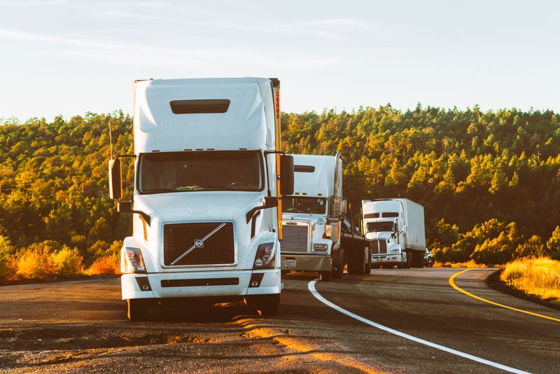 Construction Pickup Fleets for Saudi Mega-Projects: Specifications, Sourcing, Pricing